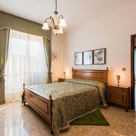 Il Rifugio Di Amelia Apartment Arezzo Bagian luar foto